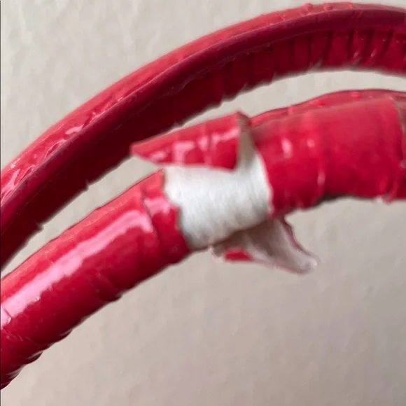 Sondra Roberts Teal & Red Cutout Tote Bags - Picture 16 of 16